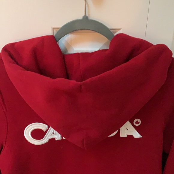 EUC Team Canada Hoodie HBC - Picture 7 of 11